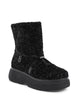 Modern Shearling Ankle Boot with Rubber Soles - 40 EU